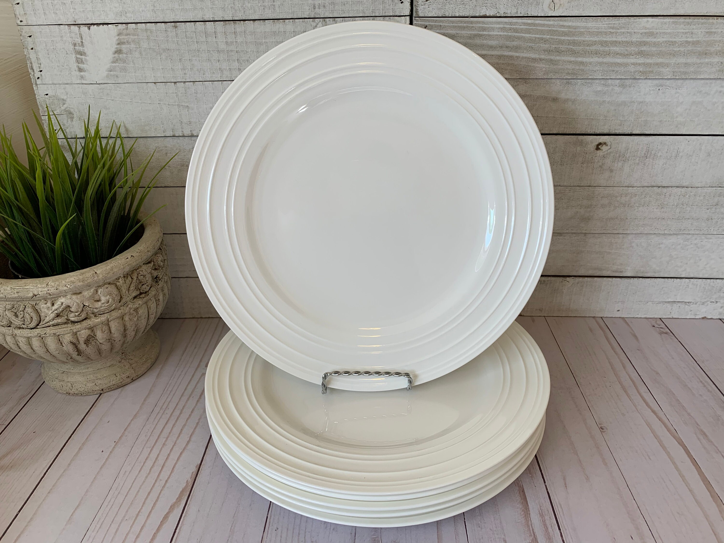 Mikasa SWIRL 11 Dinner Plates Set of 6. Bone China Gorgeous