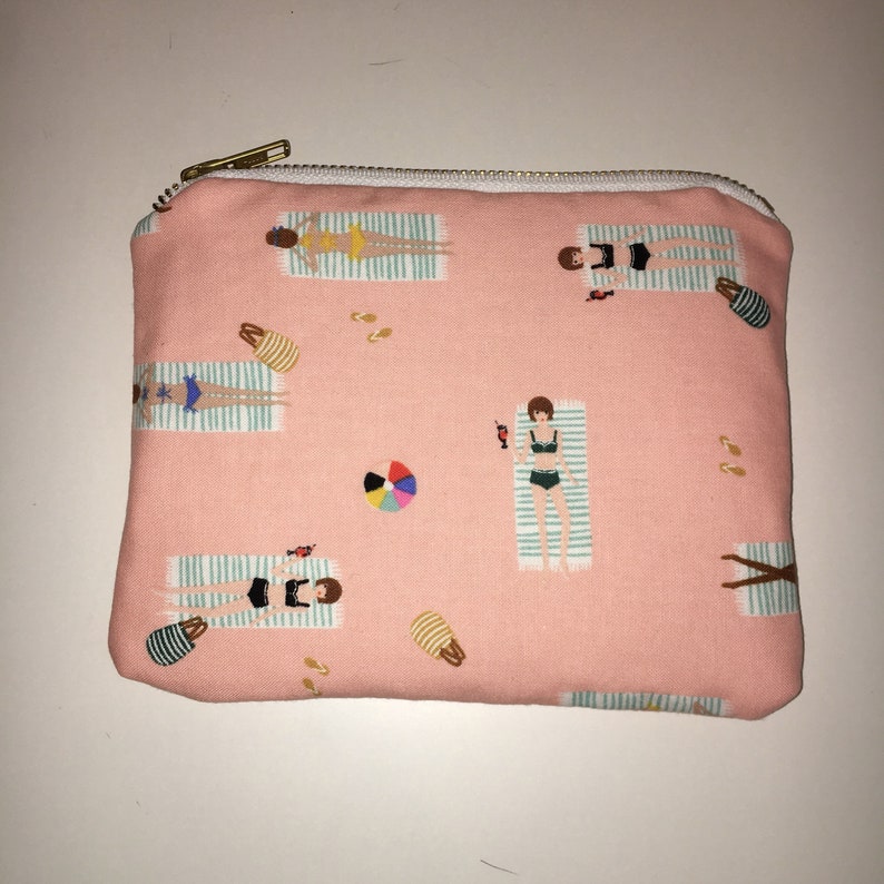 Medium zipper bag
