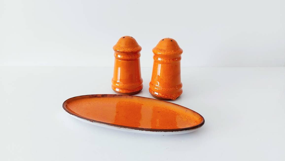 ヴィンテージ陶器の塩コショウ入れセット - Etsy 日本