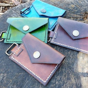 Porte-cartes fait main en cuir naturel