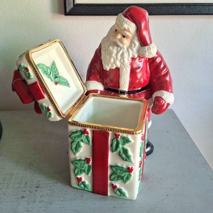 Small Christmas decoration box