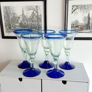 Set of blown glass glasses