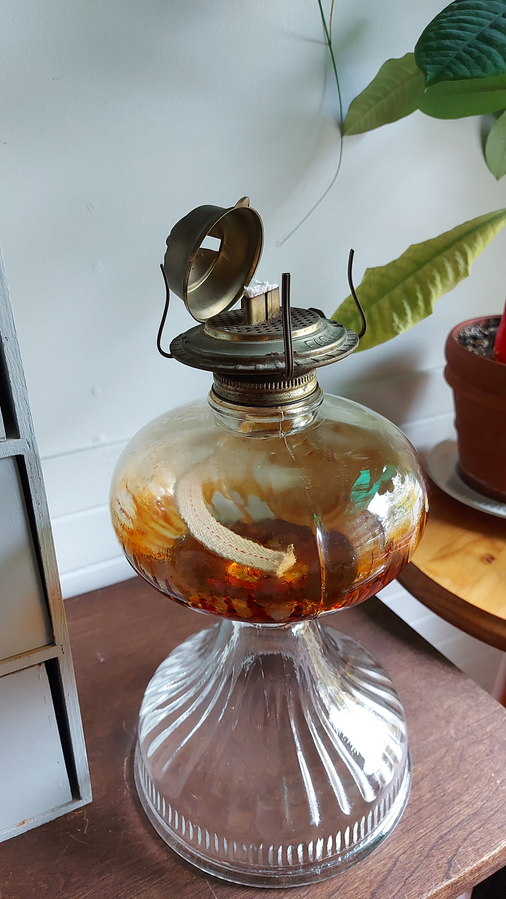 Antique Eagle MFG Oil Lamp - Etsy