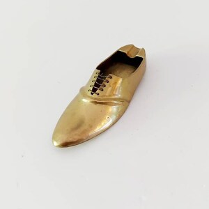 19C VINTAGE MAIN Sculpté 3 Jambes Laiton Royal Encrier Rare de Collection Riche EUR 486,48
