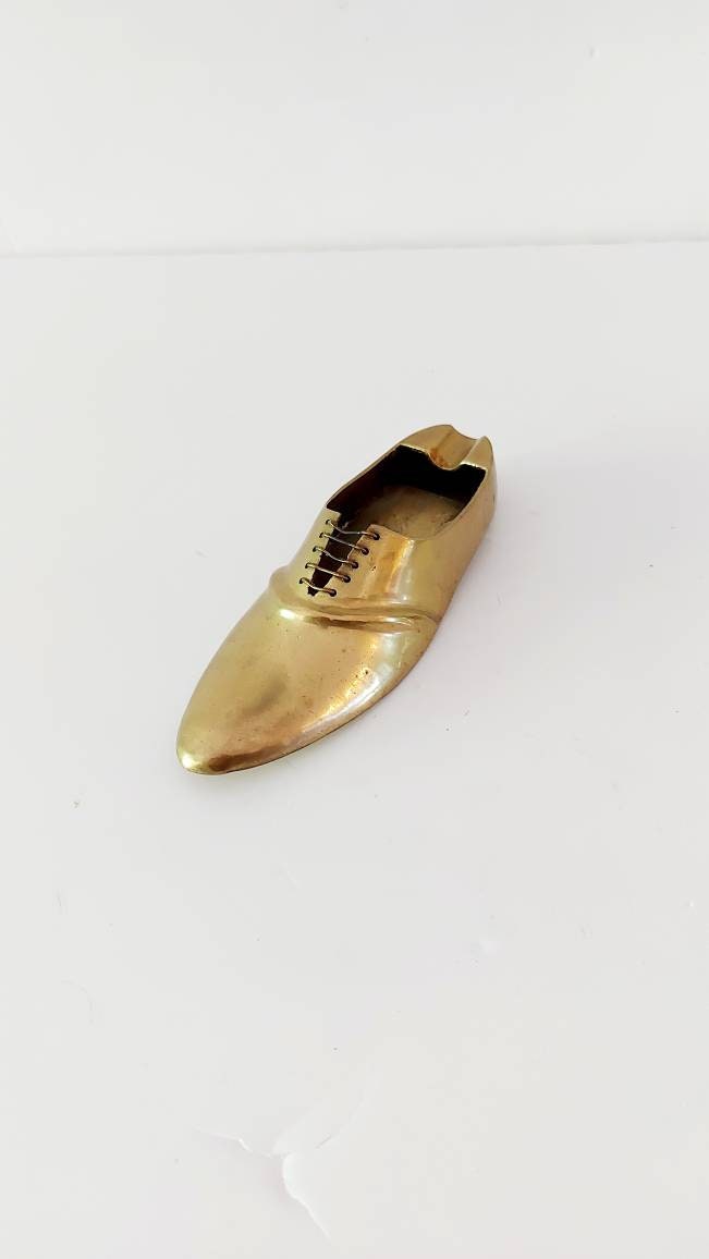 Pendentif Ancien Miniature En Laiton, Forme De Petite Chaussure - 2.5 Cm - Occasion