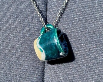 Collar de taza de cerámica pequeña, con temática oceánica, hecho a mano.