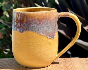 Taza de cerámica amarilla de 444 ml con asa cómoda, ¡hecha a mano en California!