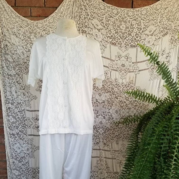 Sale Vintage pajama set white top pants, lace, floral, short sleeves, granny chic, nylon, cottage core, buttons front, elastic, small, ankle