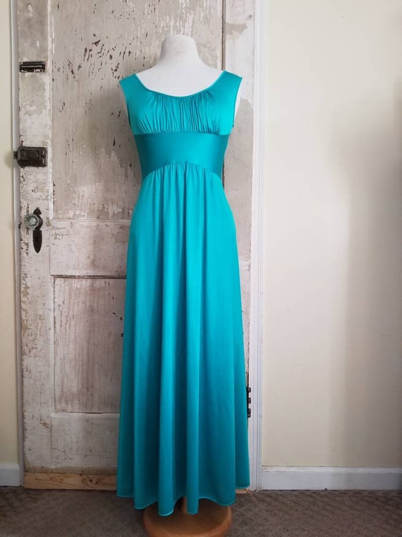 Sale Vintage Green Nightgown / Vanity Fair / Size… - image 3