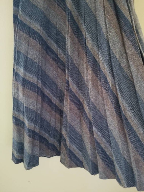 Sale Vintage Wool Skirt / Casual Corner / Vintage… - image 3