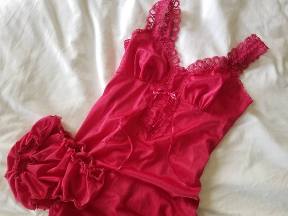 Sale Vintage lingerie set Vanity Fair red 2 piece… - image 1