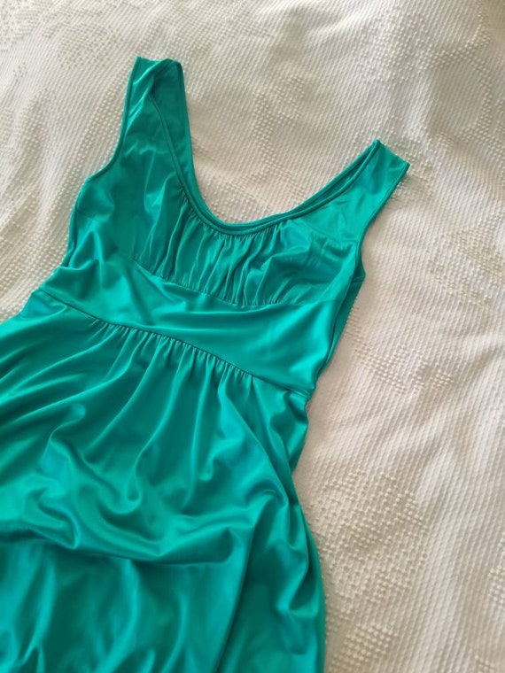 Sale Vintage Green Nightgown / Vanity Fair / Size… - image 9