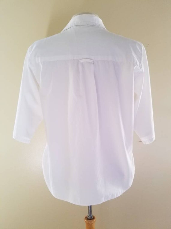 Vintage blouse, white, button up front, collar, short… - Gem