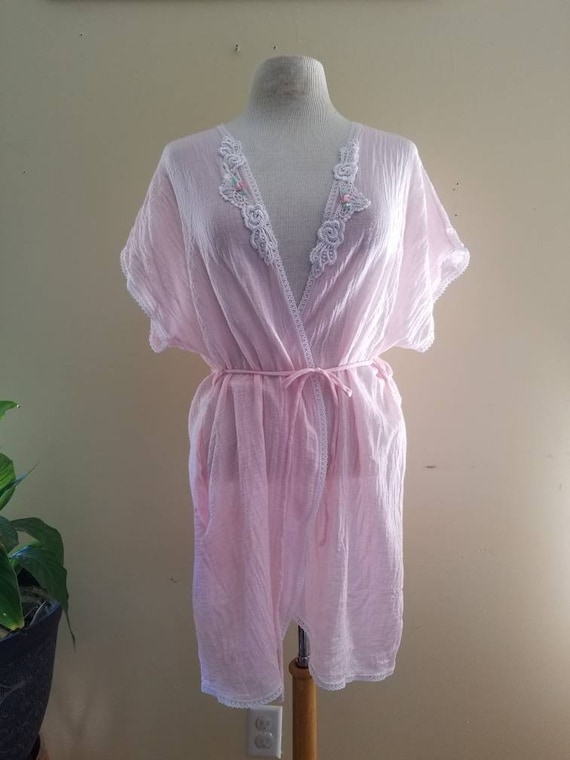 Vintage Pink Robe / Feather Bed Intimate / Medium
