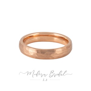 JORDAN: 4mm Rose Gold Hammered Brushed Tungsten Carbide Unisex Band, Men&#39;s Ring, Women&#39;s Band, Wedding Band, His and Hers, Comfort Fit