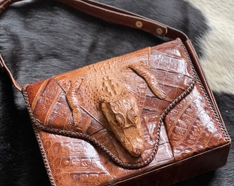 Gorgeous Rare 1950's Vintage Genuine Leather Alligator Handbag