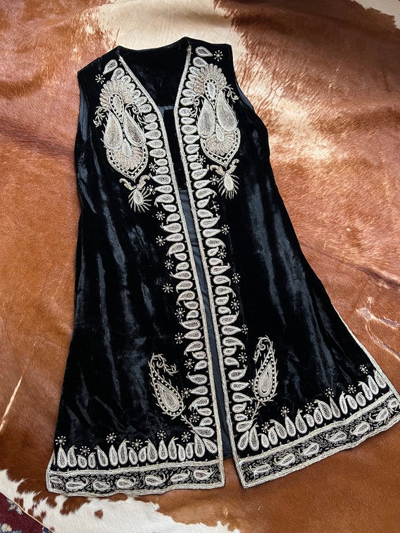 1930s Antique Hazara Womens Long Velvet Waistcoat… - image 2