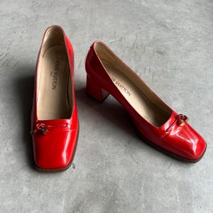 Louis Vuitton Vintage Designer Madeleine Leather Heels Pumps 38/ 7-7.5