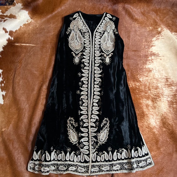 1930s Antique Hazara Womens Long Velvet Waistcoat… - image 1