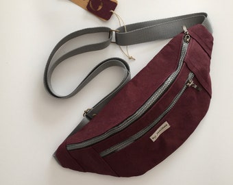 Fanny Pack "Burgundy", SnapPap, Urban crossbody, Washable Paper Bag,