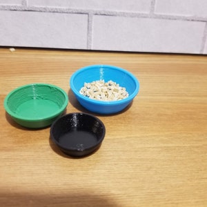 Model Horse Feed Pan fits Breyer Traditional/Classic and Schleich Scales.