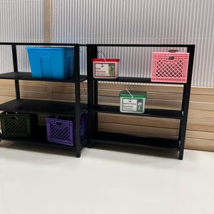 1:9 scale shelf miniature