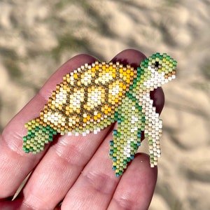The sea turtle, miyuki delica brickstitch or peyote bead diagram