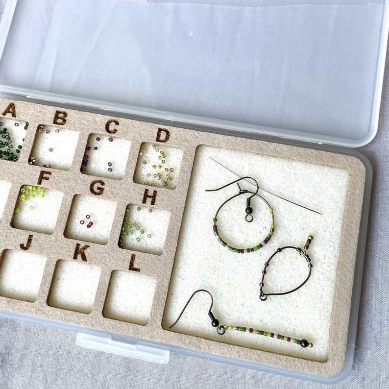 12-compartment bead organizer and weaving space, travel organizer image 2