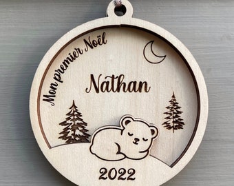 Boule de noël personnalisée en bois, motif ourson, cadeau de noël 2022 idéal pour souhaiter le premier Noël d'un bébé