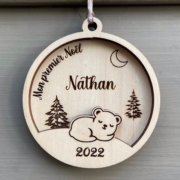 Boule de noël personnalisée en bois, motif ourson, cadeau de noël 2022 idéal pour souhaiter le premier Noël d'un bébé