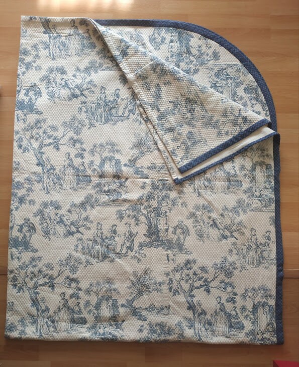 Superbe Jet de Lit Vintage, Jamais Utilisé, Coton, Très Grand Long 280 cm, Large 224 Scènes Romantiq