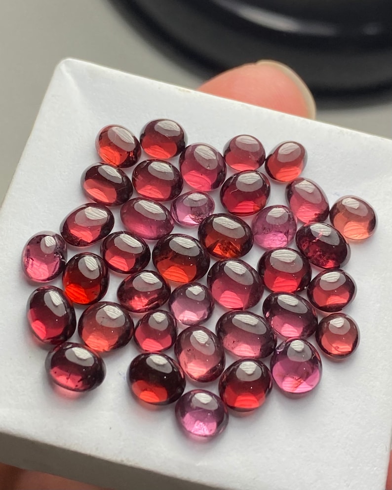 46-Carats Rhodolite Garnet Cabochon
