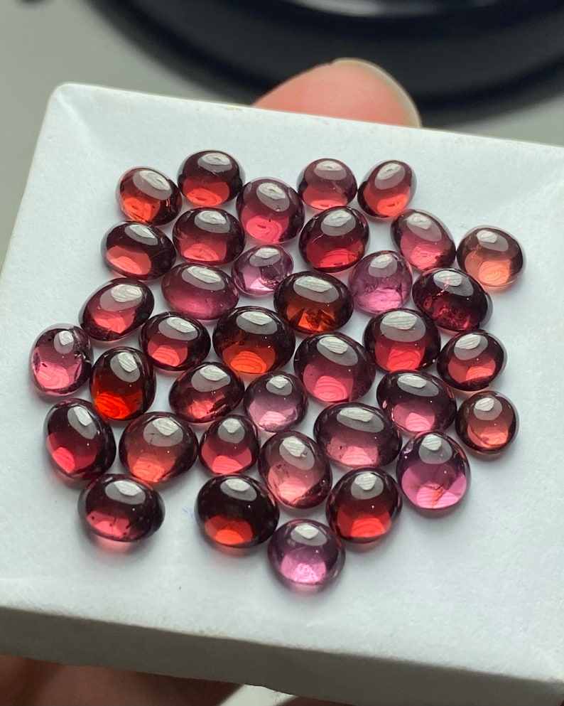 46-Carats Rhodolite Garnet Cabochon