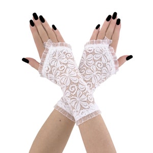 Elegant lace gloves, white bridal lace gloves, glamour gloves, womens romantic victorian short lace gloves, burlesque handmade gifts