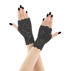 Black Lace Fingerless Gloves, Short Gothic Wedding Wristlets, Elegant Evening Hand Warmers, Victorian Lace Mittens, Handmade, Sizes XS-XL