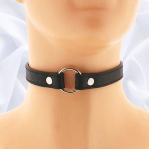 Gothic vegan leather o ring choker collar, adjustable black choker, goth punk rock choker, black fashion faux leather