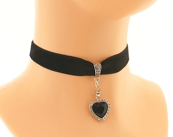 Alice In Wonderland Teapot Choker – Black Velvet Steampunk Gothic Necklace