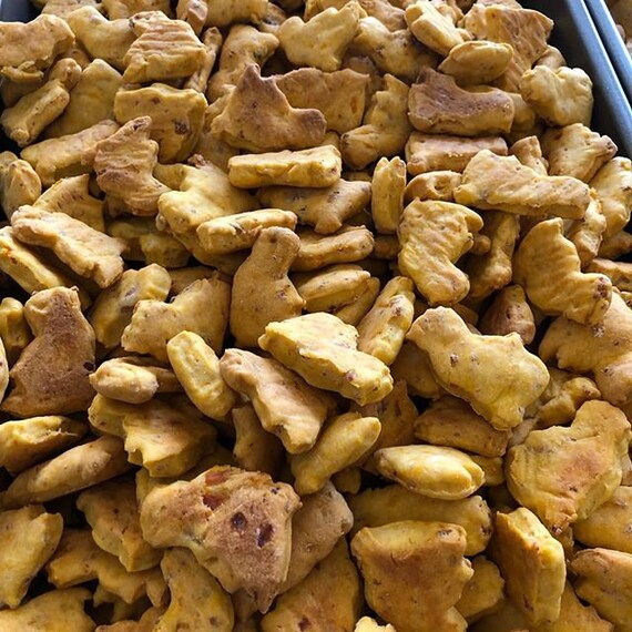 paw lickin chicken dog food