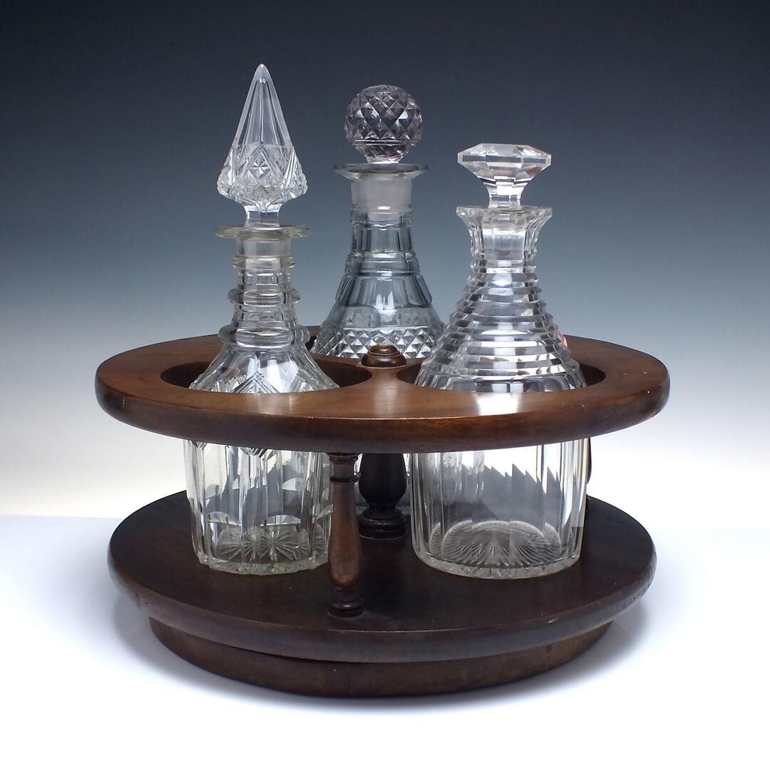 レカン  6700 Georgian Mahogany Revolving Lazy Susan Decanter Stand C1760