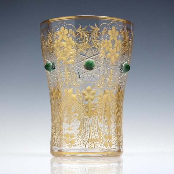 ガラスの花瓶 金箔 19 世紀の傑出した彫刻と金箔を施したガラスの花瓶 (1880 年頃) - Etsy