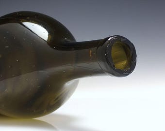 18世紀の大型グリーンガラスワインボトル（1760～1780年頃） - Etsy 日本