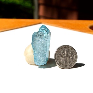Aqua Aura Quartz Crystal L 30mm W 11-13mm