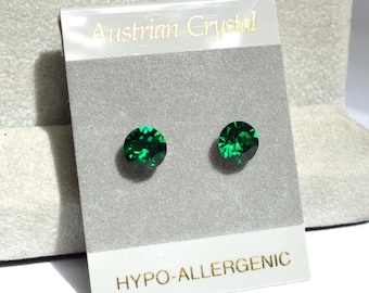 Green Stud Earrings: 7mm Crystals, Hypoallergenic, Color Majestic Green