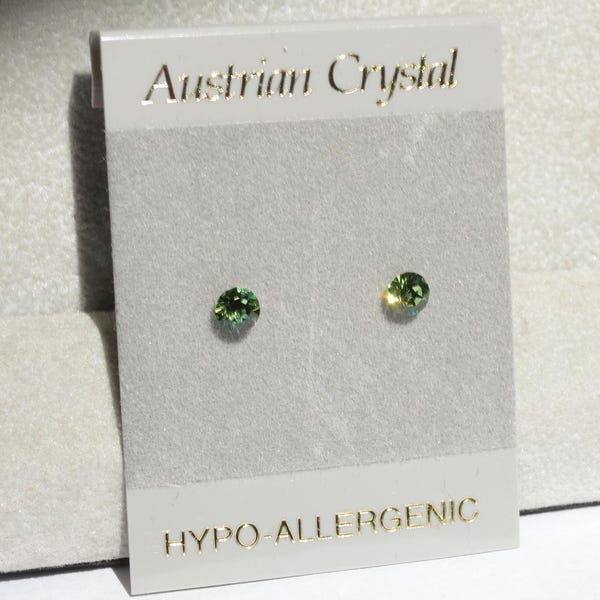 Green Stud Earrings: Hypoallergenic, 3+mm Crystals, Color - Peridot