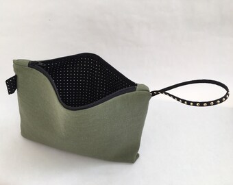 Wristlet, Army Green Linen Wristlet