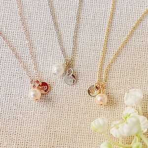 Mother and Daughter Necklace, Tiny Birth Month Flower Necklace, Dainty Pearl Necklace, Birth Flower Necklace, Gift For Mom, Gift For Her