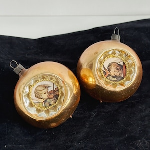 Set of 2 Vintage Hummel Gold Christmas Ball Ornaments/Retro Christmas/Vintage Christmas