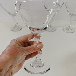 Set of 4 Vintage Zigzag Clear Glass Martini Glasses/Libbey Z Stem Glasses/Retro Barware image 5