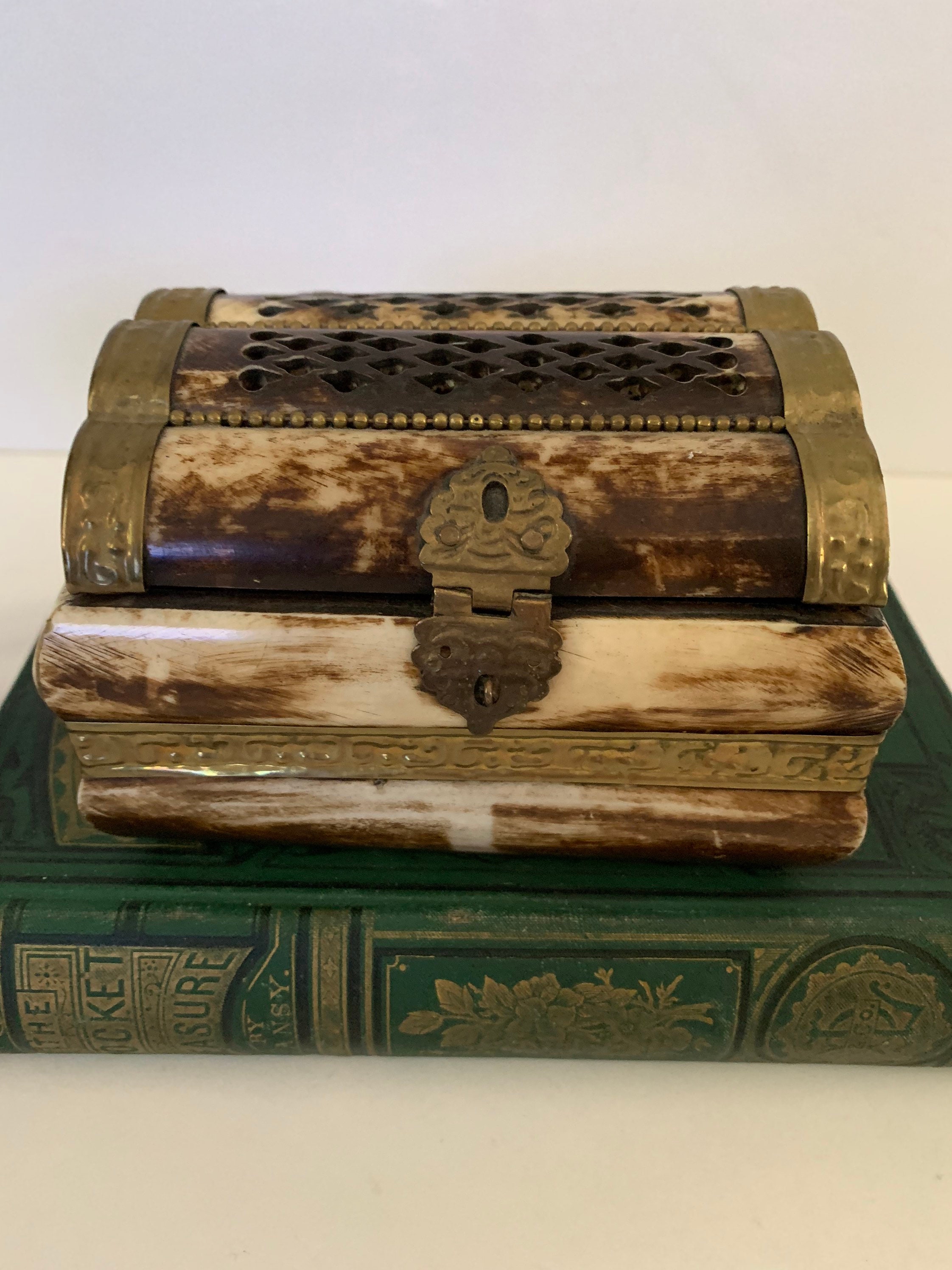 Vintage Bone and Brass Trinket Box/made in India/ring Etsy UK
