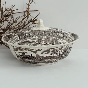 Vintage Myott &quot;Royal Mail&quot; Brown Transferware Ironstone Covered Vegetable/Casserole Dish with Lid/Staffordshire England